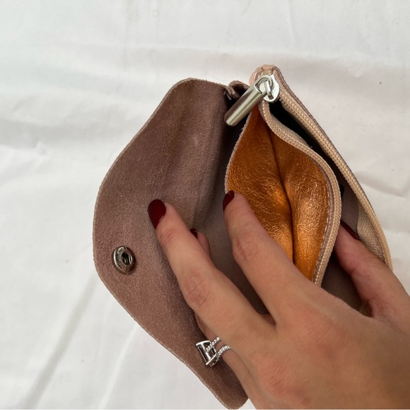 Vintage Italian Leather Rose Gold Pouch - Picture 4 of 4